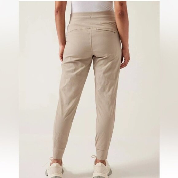 ATHLETA Trekkie North Jogger size 2 color Ecru Mid Rise Pants #405726 gorpcore - Picture 3 of 15